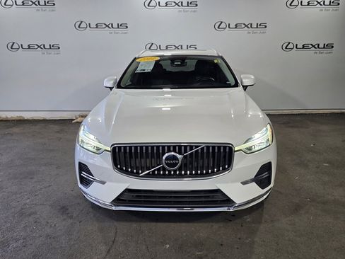 Used 2022 Volvo XC60 T8 Inscription Expression image 2