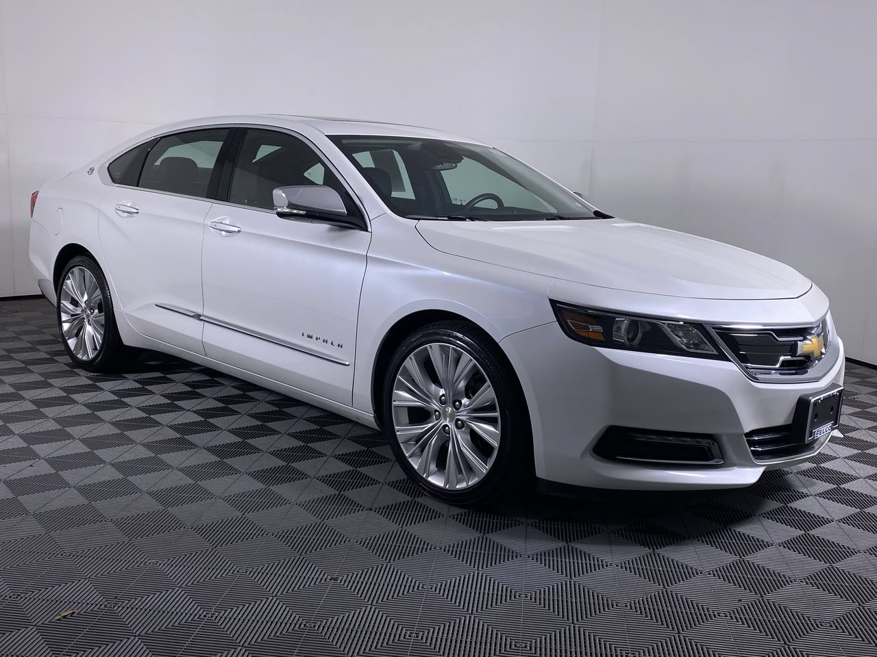 Certified 2016 Chevrolet Impala LTZ w/ Enhanced Convenience Package FWD image 22