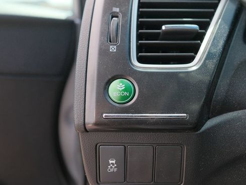 Used 2013 Honda Civic LX image 13