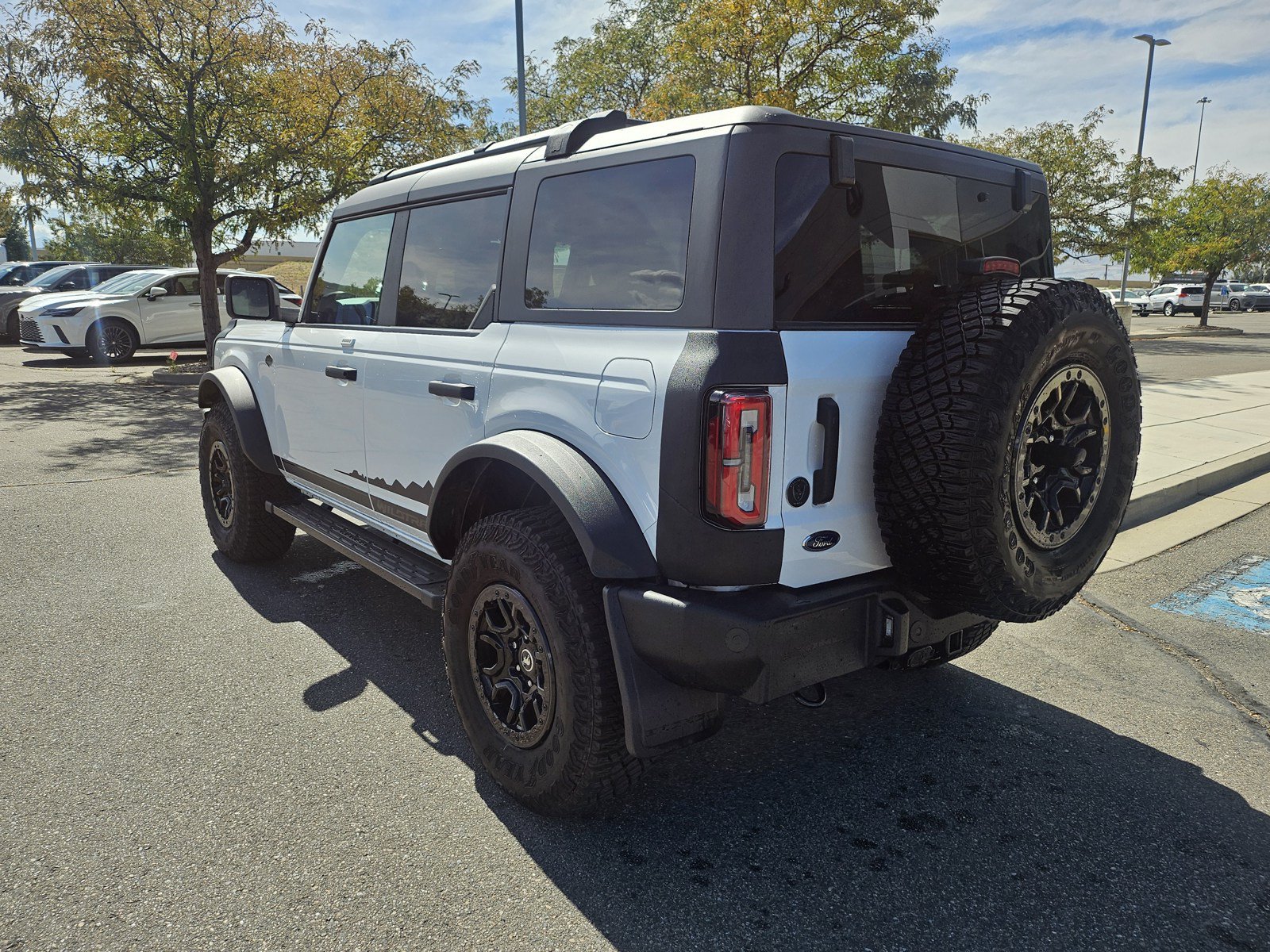 Used 2023 Ford Bronco Wildtrak AWD/4WD image 8