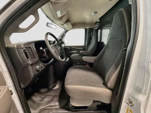 Used 2025 GMC Savana 2500 w/ Driver Convenience Package RWD image 15