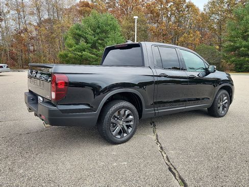 Certified 2025 Honda Ridgeline Sport image 5