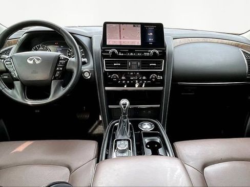 Used 2023 INFINITI QX80 Premium Select w/ Cargo Package image 7