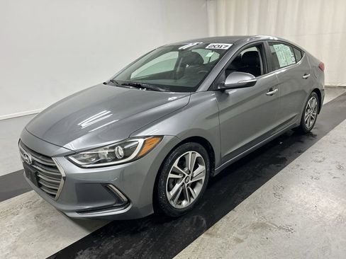 Used 2017 Hyundai Elantra Limited FWD image 5
