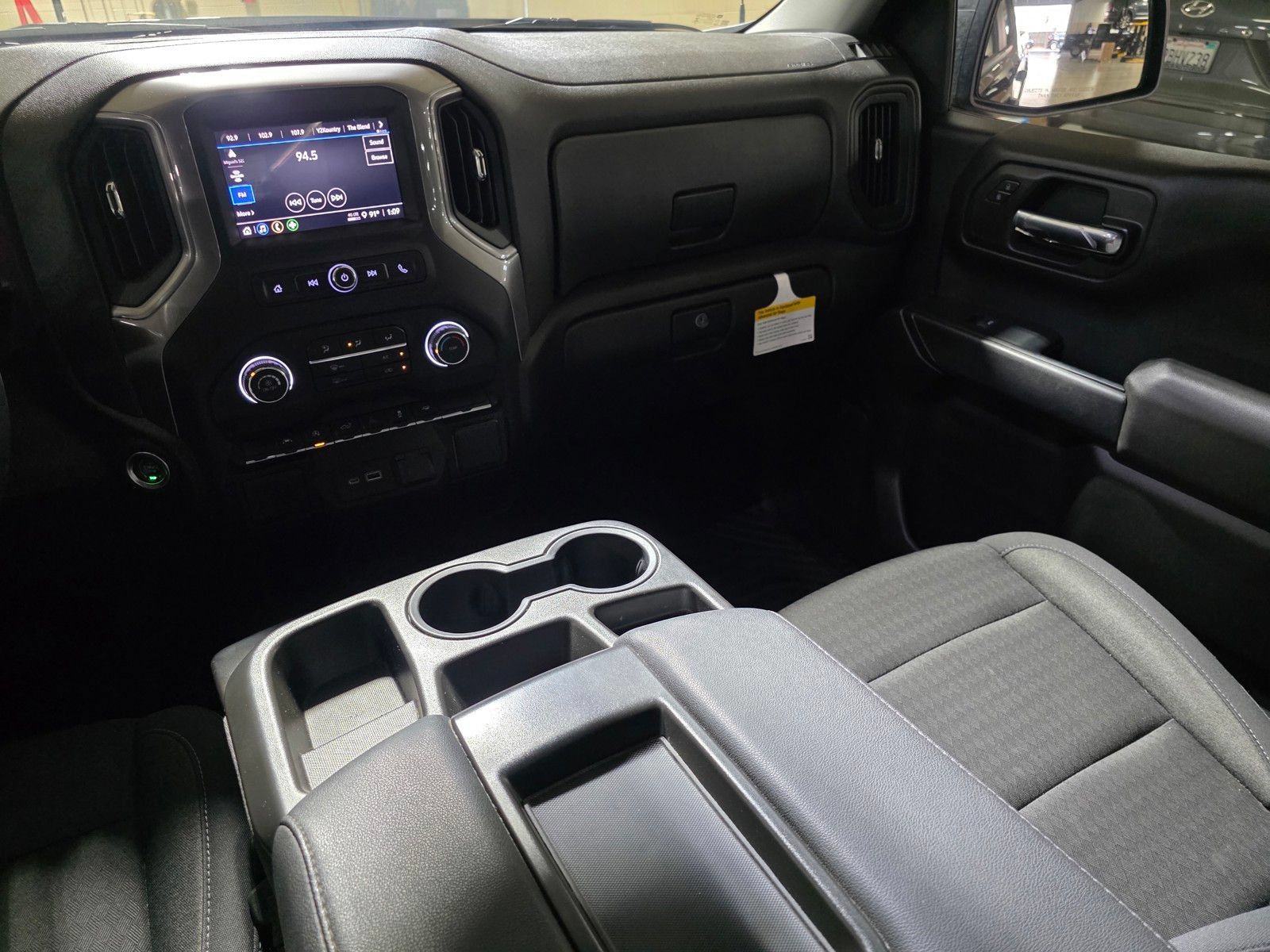 Used 2023 Chevrolet Silverado 1500 Custom RWD image 13