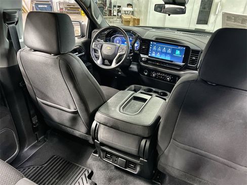 Used 2022 Chevrolet Silverado 1500 LT image 19