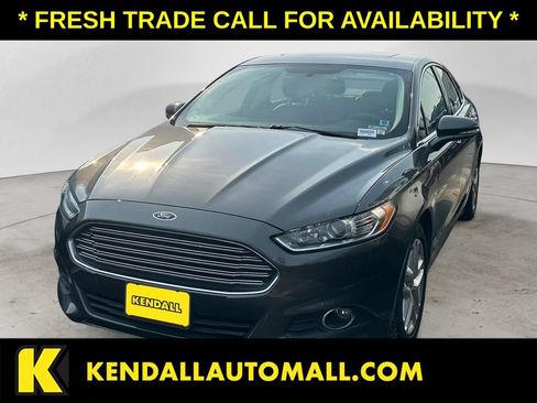 Used 2015 Ford Fusion SE w/ Equipment Group 202A FWD image 1