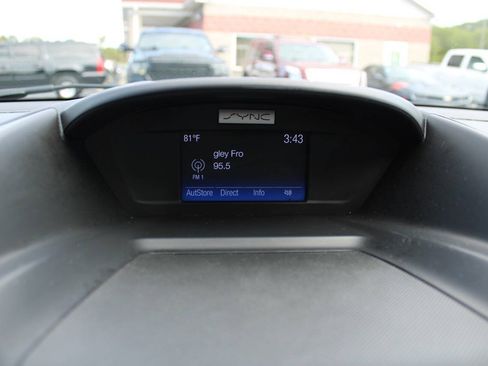 Used 2017 Ford Escape SE AWD/4WD image 25