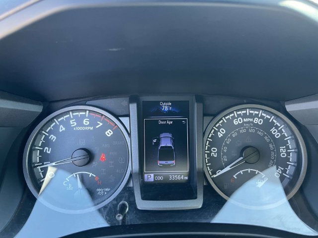 Used 2019 Toyota Tacoma TRD Off-Road AWD/4WD image 24