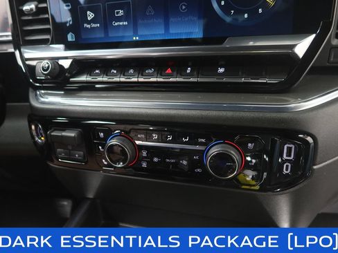 Used 2024 Chevrolet Silverado 1500 High Country w/ Technology Package AWD/4WD image 16