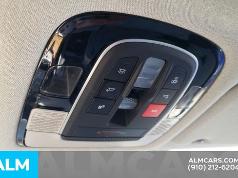 Used 2024 Hyundai Palisade Limited FWD image 19