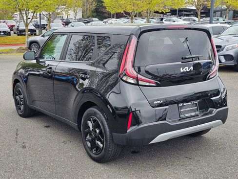 Certified 2023 Kia Soul S FWD image 7