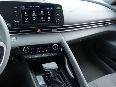 New 2026 Hyundai Elantra SEL Sport image 13