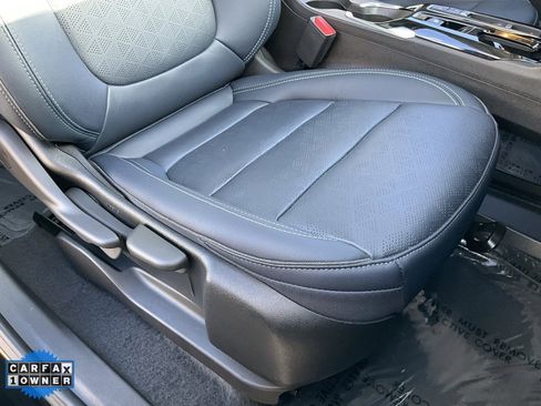 Used 2022 Chevrolet Bolt EUV LT w/ Convenience Package image 57