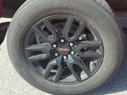 Used 2020 GMC Sierra 1500 Elevation w/ Trailering Package AWD/4WD image 10