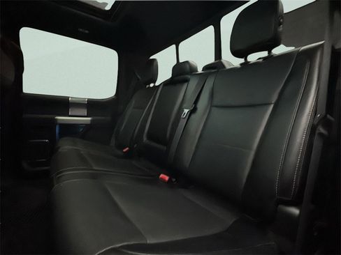 Used 2015 Ford F150 Lariat w/ Equipment Group 502A Luxury image 13