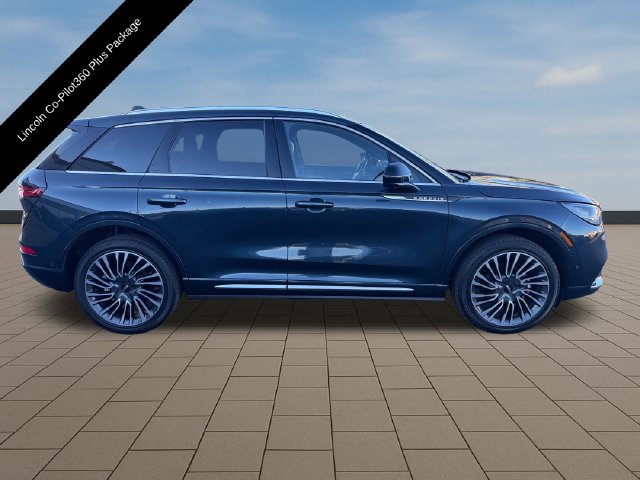 Certified 2020 Lincoln Corsair Reserve w/ Equipment Group 201A AWD/4WD image 8