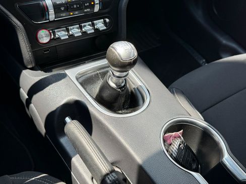 Used 2021 Ford Mustang GT RWD image 22
