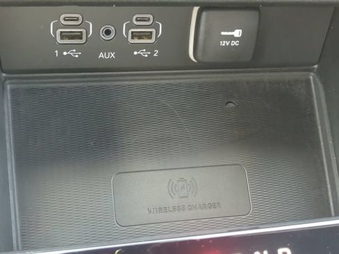Used 2023 Jeep Grand Cherokee Altitude RWD image 25