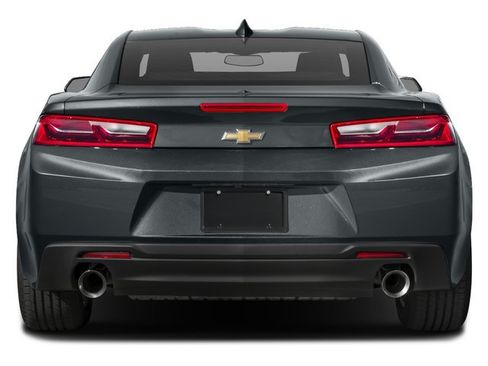 Used 2017 Chevrolet Camaro LT RWD image 8