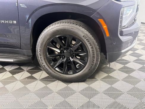 Used 2025 Chevrolet Tahoe Premier AWD/4WD image 12