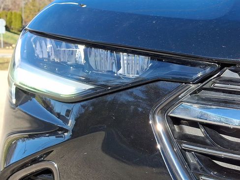 Certified 2021 Buick Envision Essence w/ Technology Package I image 28