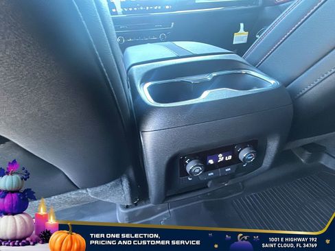 New 2026 Chevrolet Traverse RS w/ LPO, Floor Liner Package image 24