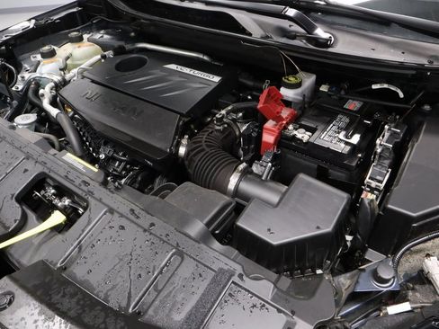 Certified 2025 Nissan Rogue SV image 14