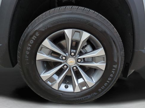 Used 2025 Chevrolet Equinox LT w/ Safety and Technology Package FWD image 10
