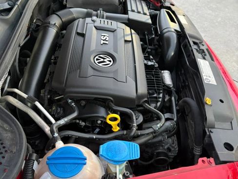 Used 2014 Volkswagen Beetle 1.8T image 31