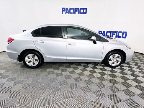Used 2013 Honda Civic LX image 8