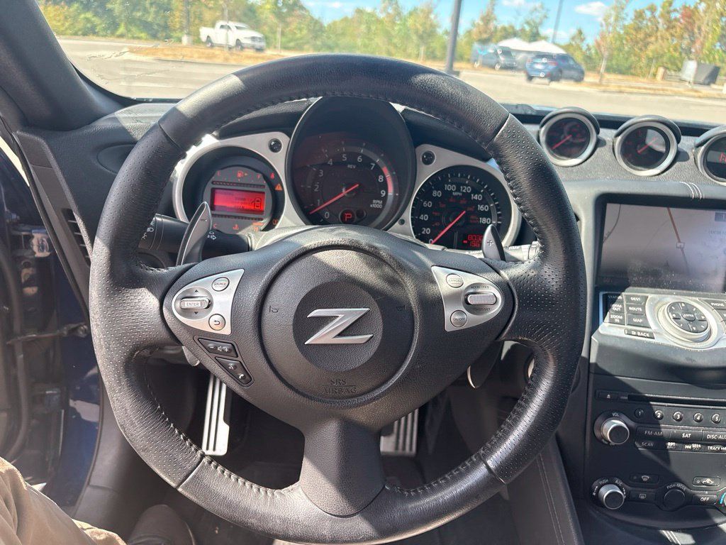 Used 2013 Nissan 370Z Touring w/ Sport Pkg RWD image 26