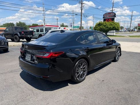 Used 2025 Toyota Camry XSE FWD image 7