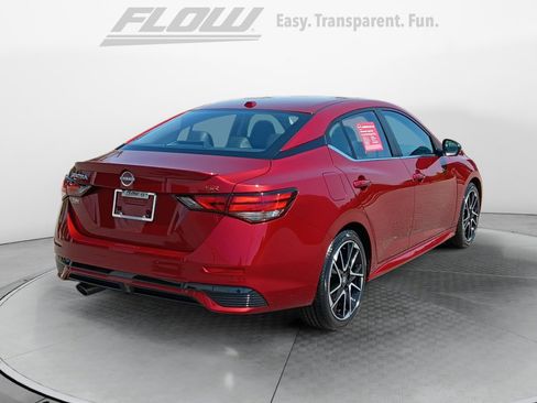 Used 2024 Nissan Sentra SR w/ SR Premium Package FWD image 7