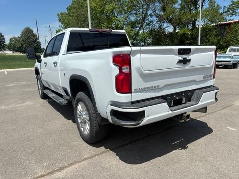 Used 2022 Chevrolet Silverado 3500 High Country w/ Technology Package AWD/4WD image 11