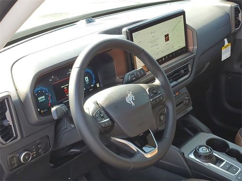 New 2025 Ford Bronco Sport Outer Banks w/ Sasquatch Outer Banks Package image 13