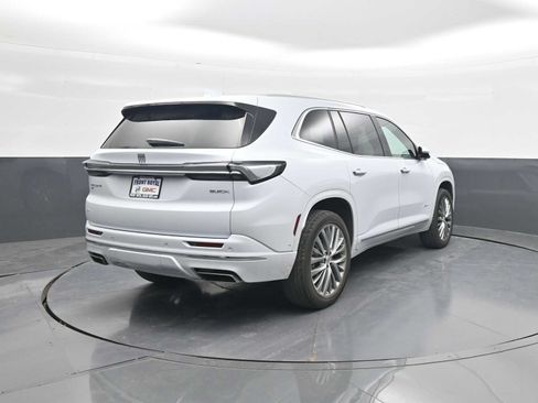Used 2026 Buick Enclave Avenir w/ Super Cruise Package AWD/4WD image 7