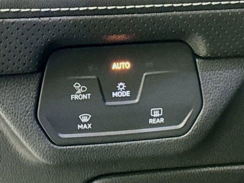 New 2026 Volkswagen Atlas SEL Premium R-Line image 10