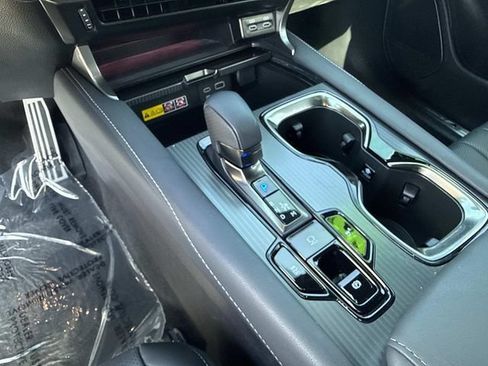 Used 2025 Lexus RX 500h F Sport AWD/4WD image 27