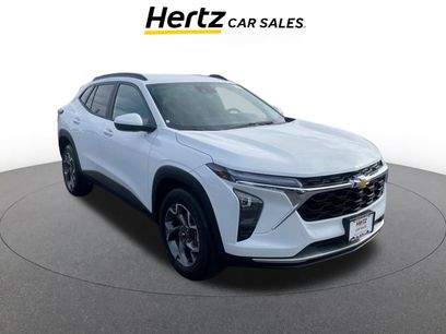 Used 2025 Chevrolet Trax LT