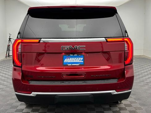 New 2025 GMC Yukon XL Elevation w/ LPO, Yukon Black Package image 15