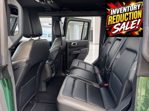 Used 2025 Ford Bronco Outer Banks AWD/4WD image 6