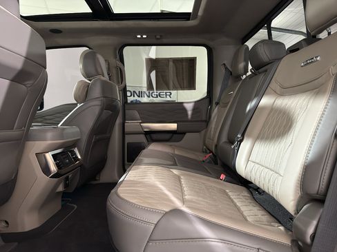 Used 2026 Ford F250 Platinum w/ Platinum Plus Package image 12