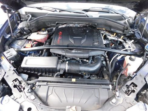 Used 2018 Alfa Romeo Stelvio AWD image 15