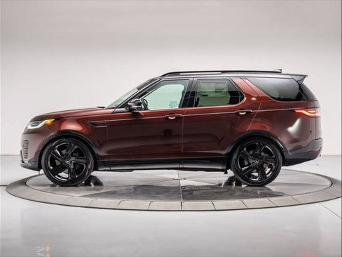 New 2026 Land Rover Discovery Limited Edition AWD/4WD image 2
