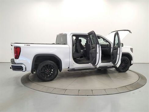 Used 2023 GMC Sierra 1500 Elevation image 16