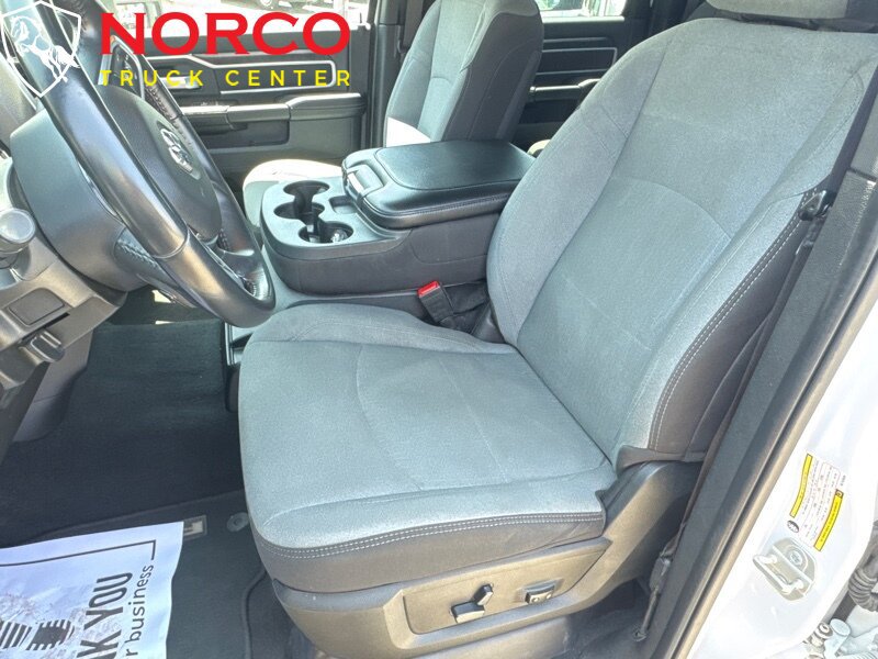 Used 2024 RAM 2500 Big Horn AWD/4WD image 18