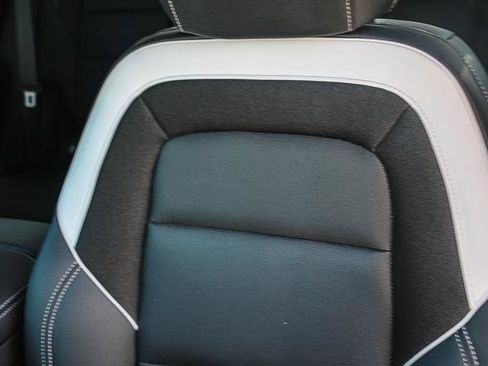 Used 2024 Chevrolet Blazer EV LT image 24