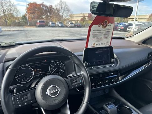 Certified 2023 Nissan Rogue SL image 13