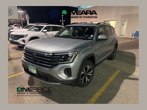 Used 2024 Volkswagen Atlas SE image 1